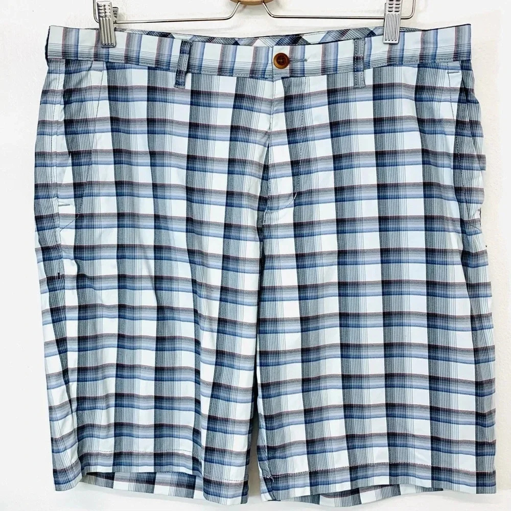 Tommy Bahama‎ Shorts Men Size 36  Nylon Stretch Blue Plaid Golf Chino Pockets